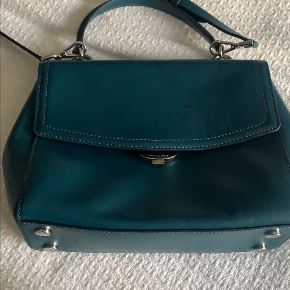 Michael Kors Ava Bag